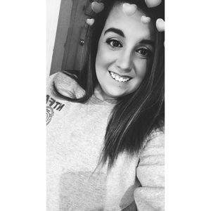 Meet your Posher, Whitney